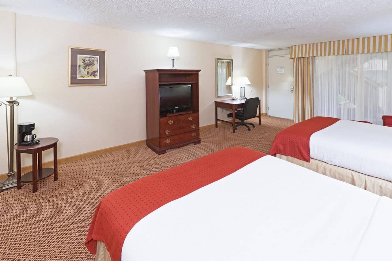 Hotel Ava Lubbock Kamer foto